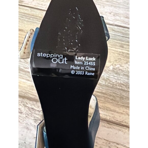 Just The Right Shoe by Raine Lady Luck 2003 #25455 Stepping Out NEW in Box - Picture 12 of 12